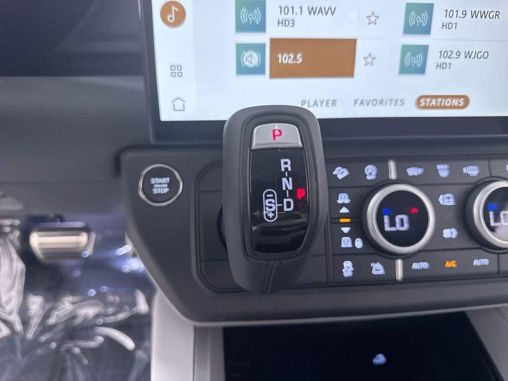 New 2026 Carpathian Grey Land Rover V8 image 18