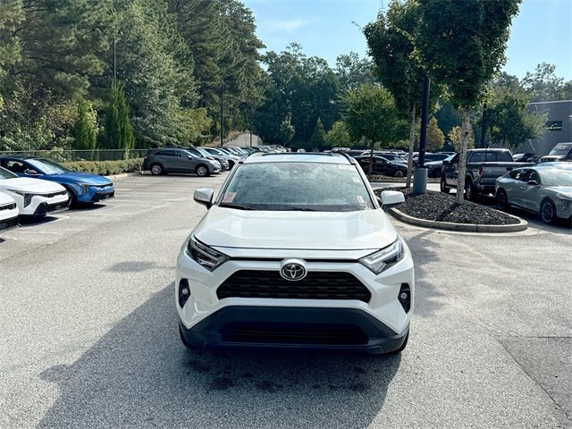 2022 Toyota RAV4 XLE Premium photo 2