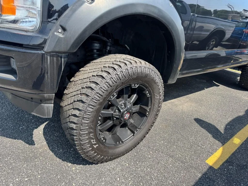 Used 2018 Shadow Black Ford XL image 7