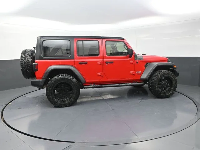 Used 2018 Red Jeep Unlimited Sport image 9