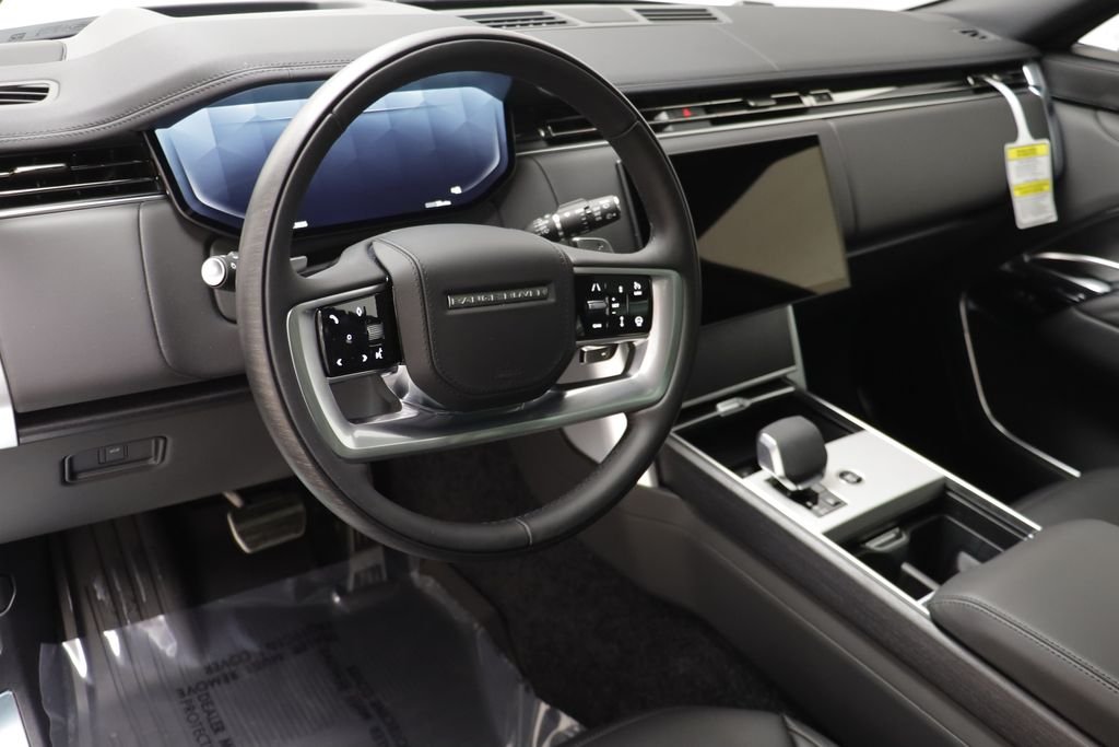 New 2026 Icy White Satin LAND ROVER SE image 7
