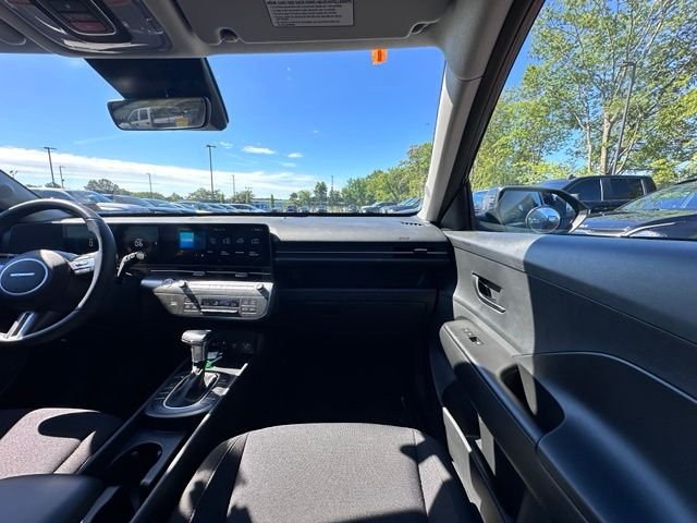 Used 2024 Blue Hyundai SEL image 28