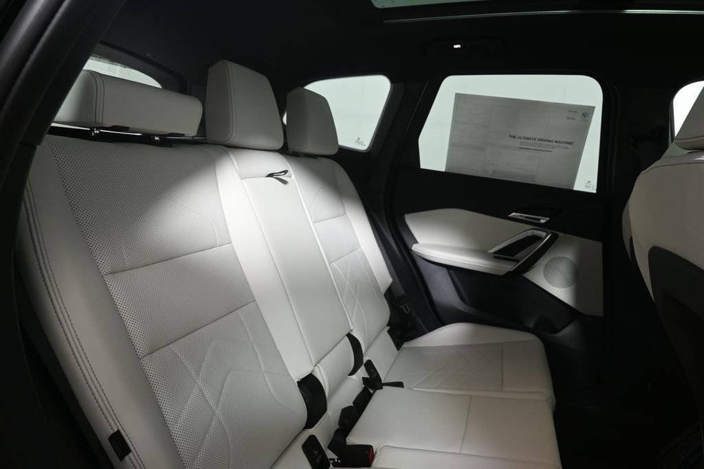New 2026 Jet Black BMW xDrive28i image 35