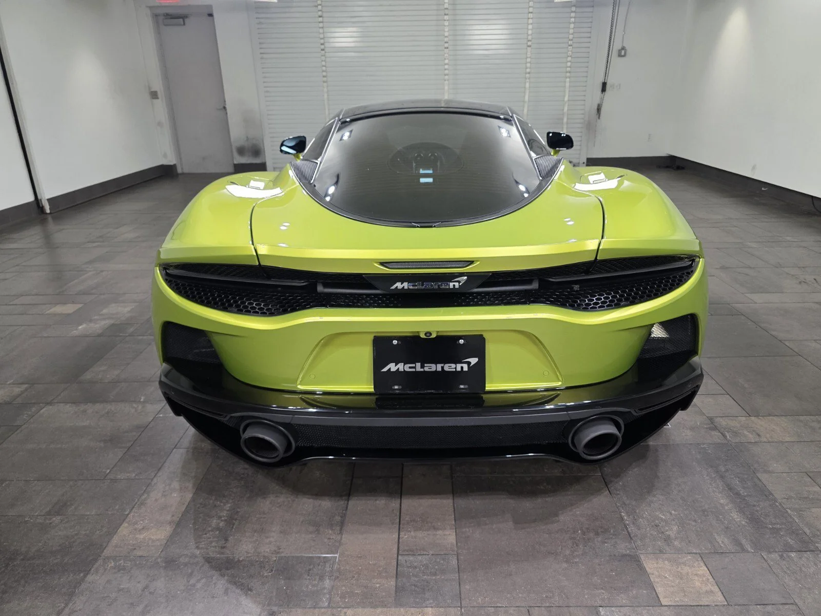 Used 2022 Flux Green McLaren  image 5