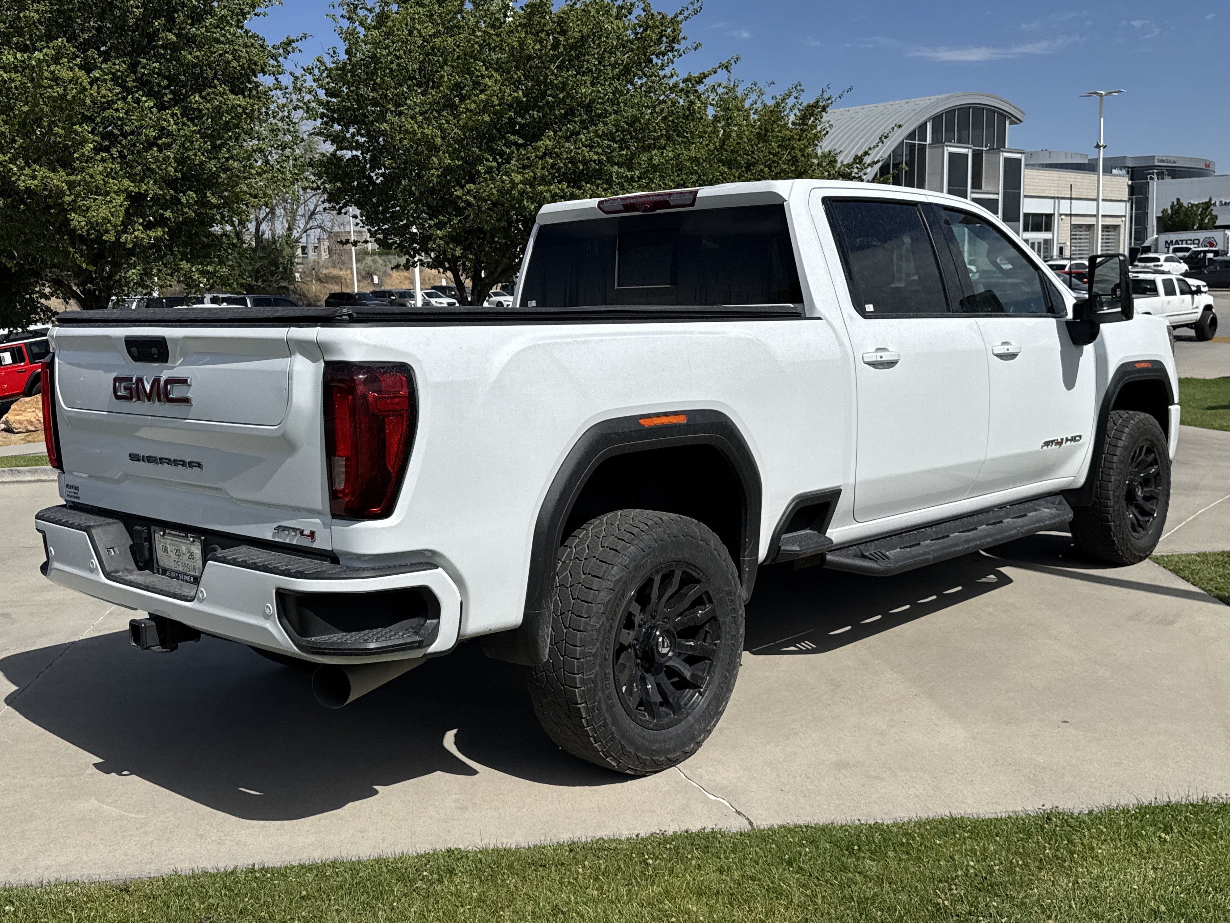 Used 2023 Summit White GMC AT4 image 5