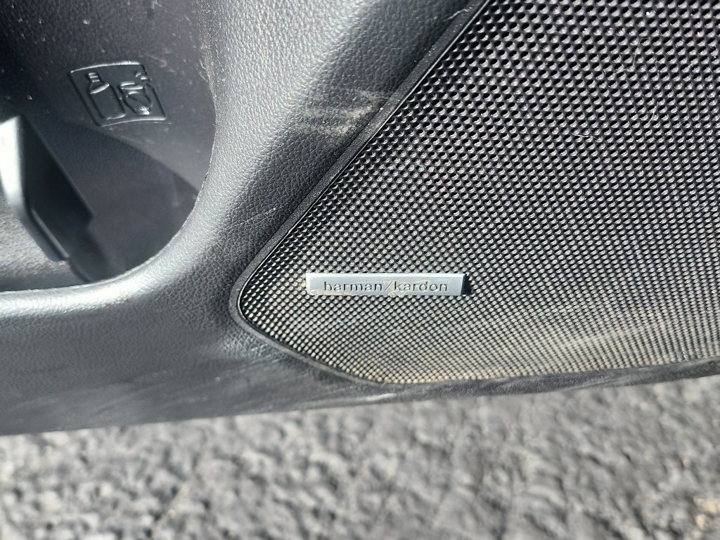 Used 2017 Blue Subaru Limited image 13
