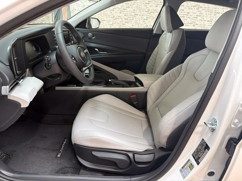 New 2026 Serenity White Hyundai SEL Sport Plus image 30