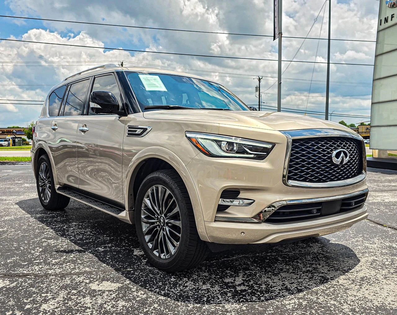 2024 INFINITI QX80 Sensory 4WD's photo