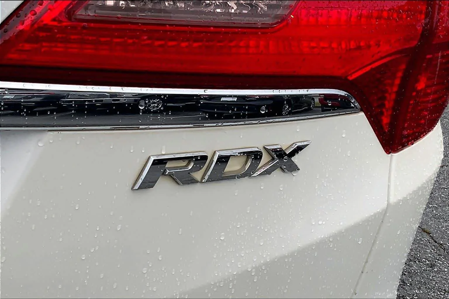 Used 2015 White Diamond Pearl Acura  image 9