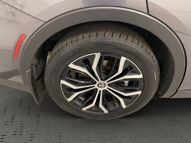 Used 2023 Gray Toyota Limited image 39