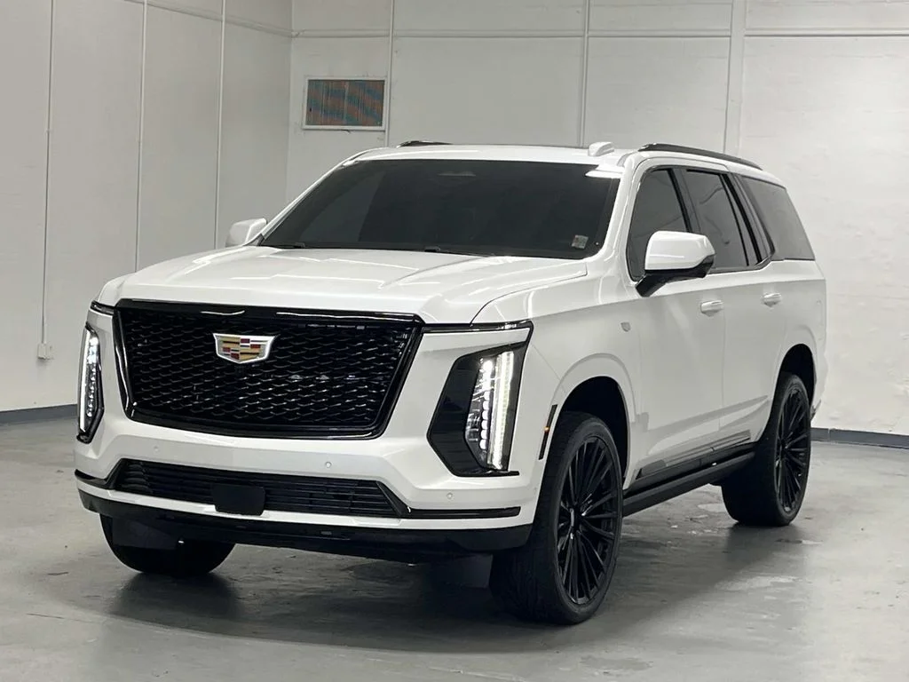 Used 2025 Crystal White Tricoat Cadillac Sport image 4