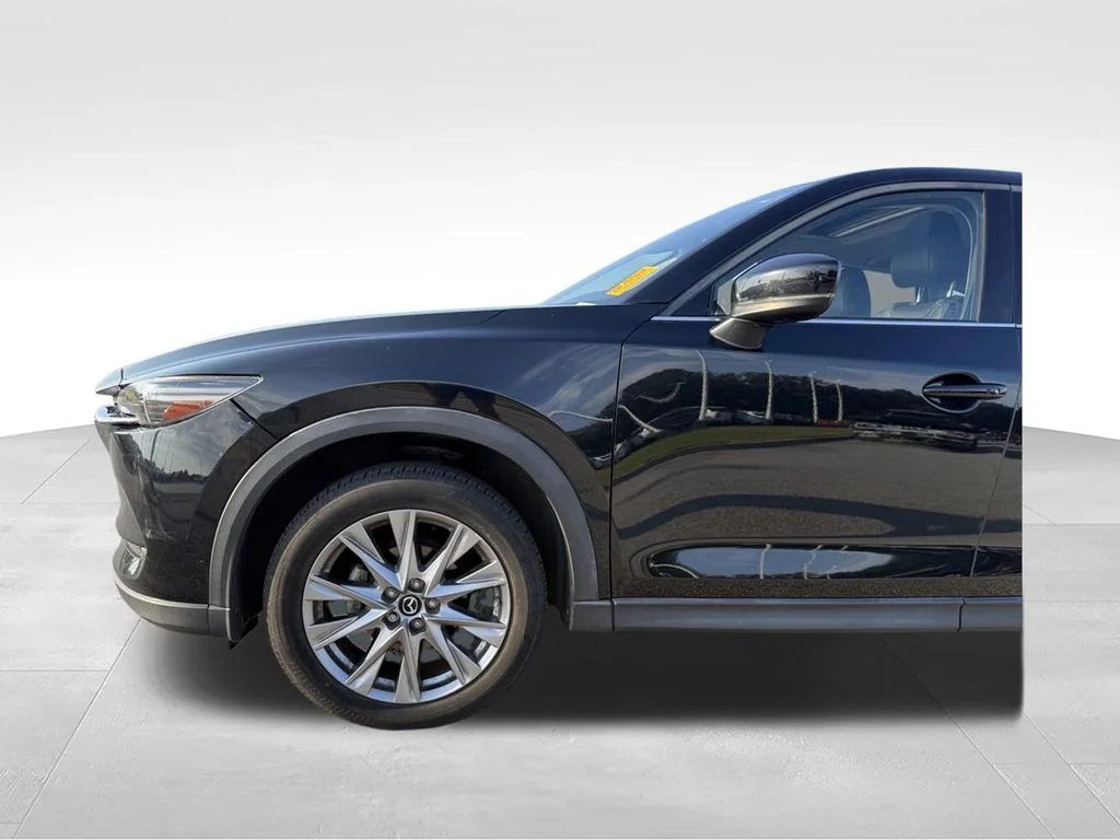 Used 2020 Black Mazda Grand Touring image 25