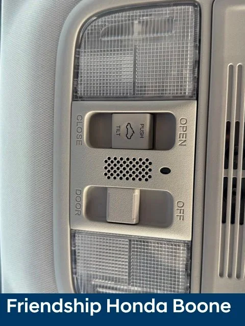 Used 2018 Silver Honda EX image 22