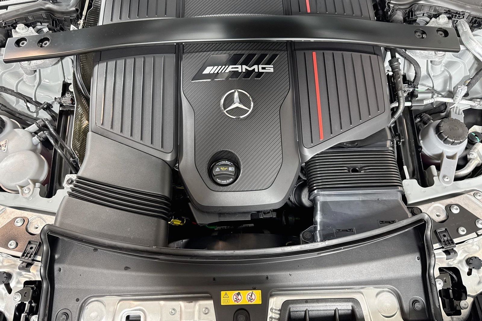New 2027 MANUFAKTUR Alpine Grey Mercedes-Benz AMG® CLE 53 image 27