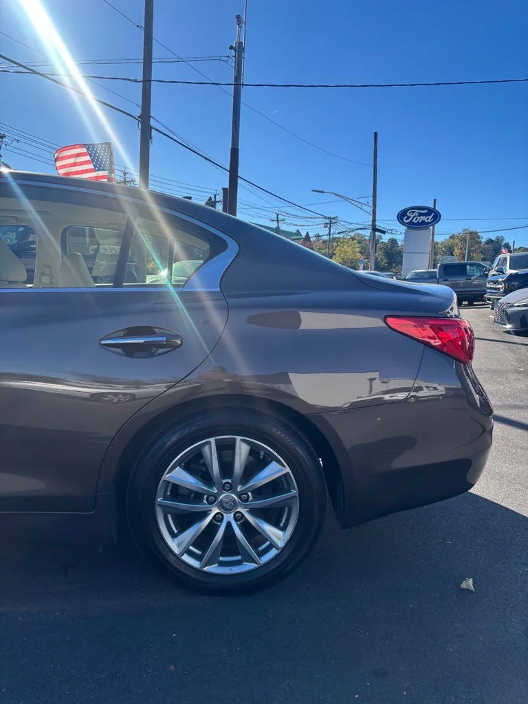 Used 2014 Brown INFINITI Premium image 10
