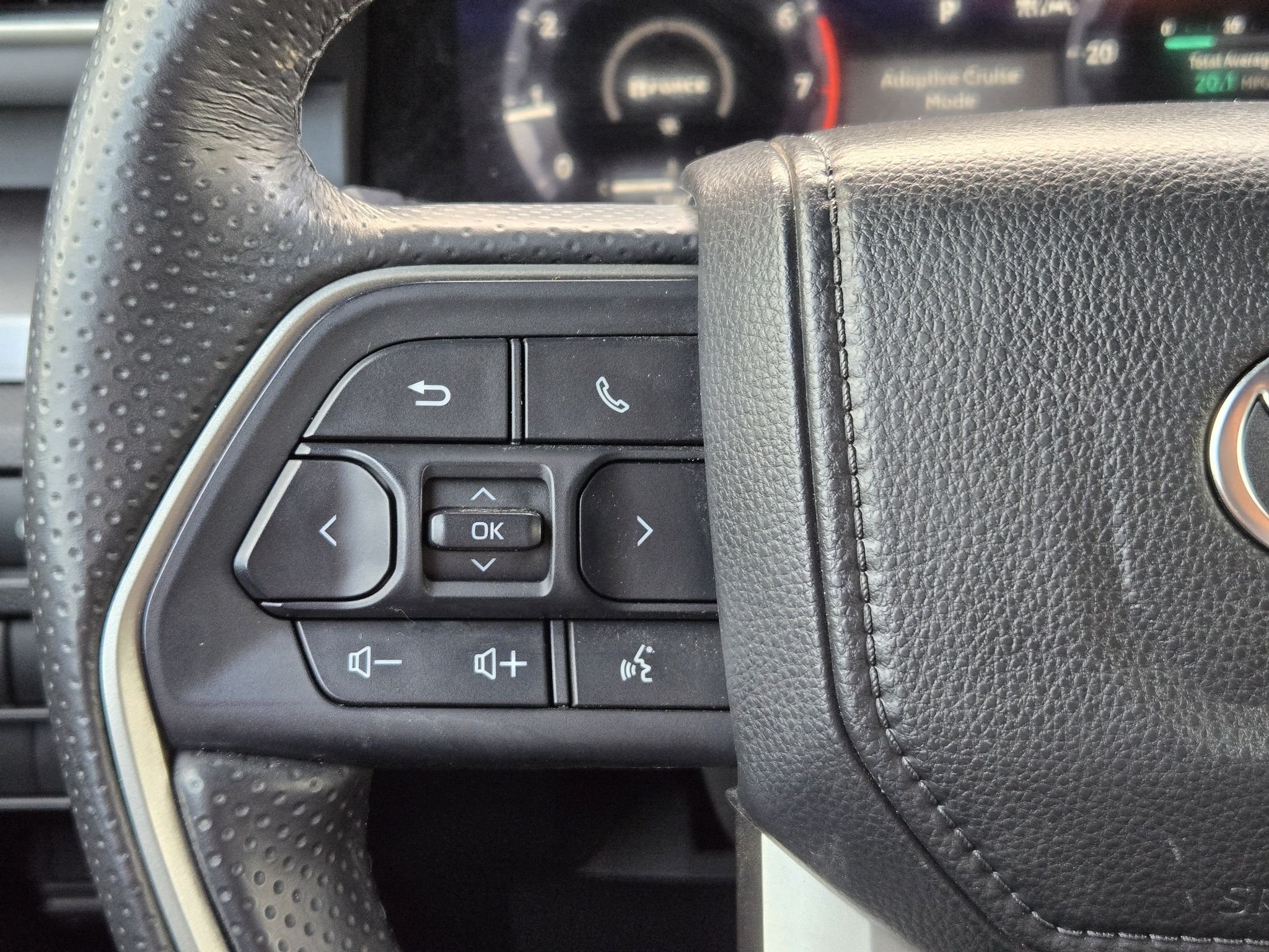 Used 2025 Ice Cap Toyota TRD Off Road Premium image 29