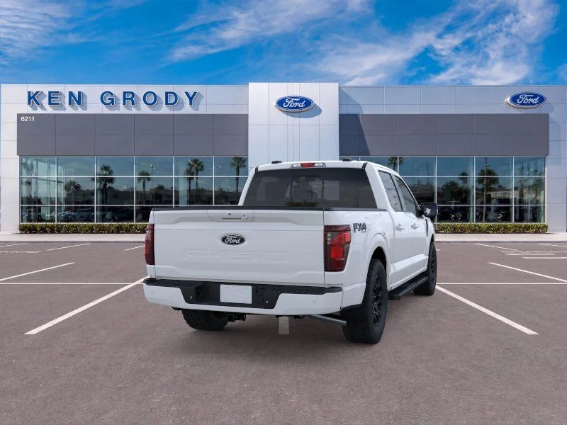 New 2026 Oxford White Ford XLT image 8