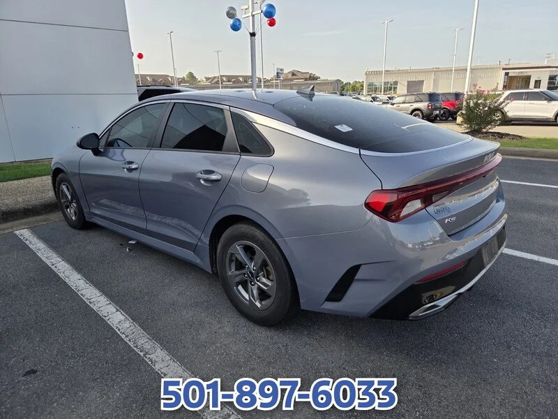 Used 2022 Silver KIA LXS image 4