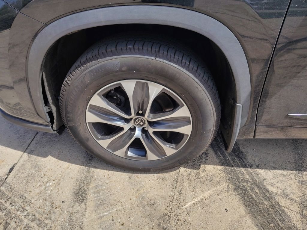 Used 2023 Black Toyota XLE image 2