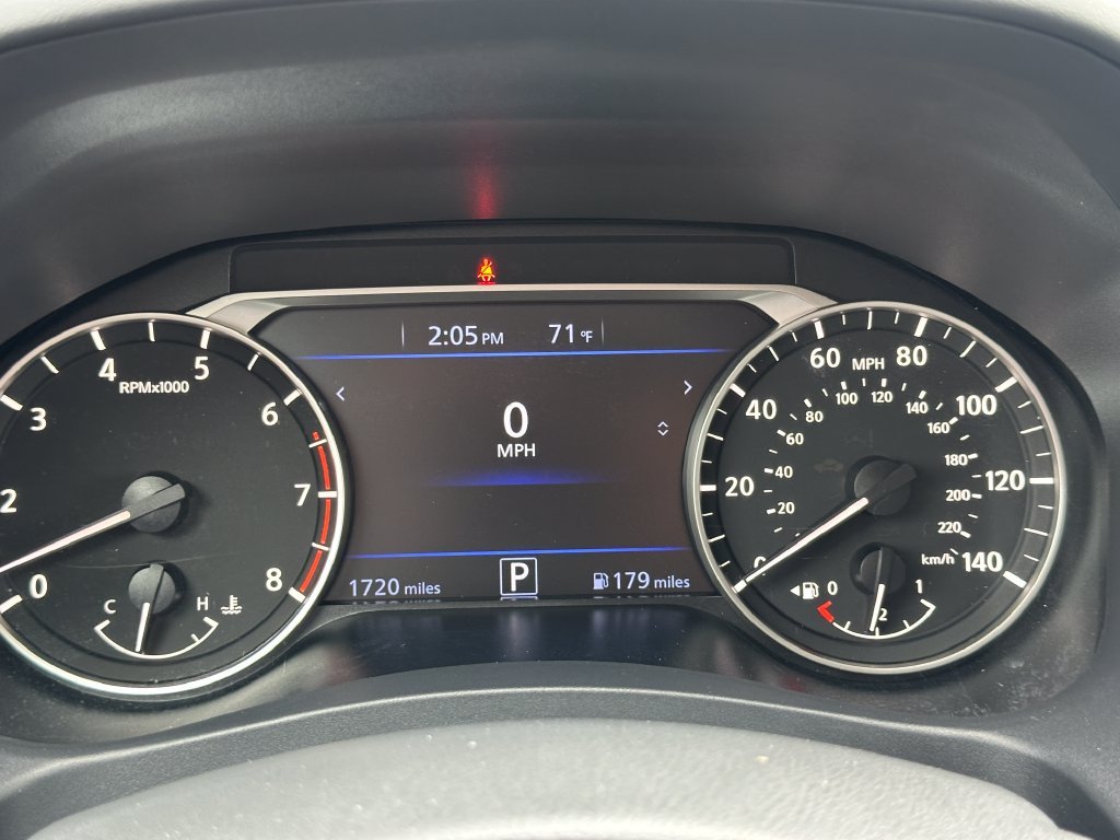 Used 2025 Gray Nissan 2.5 SR image 16