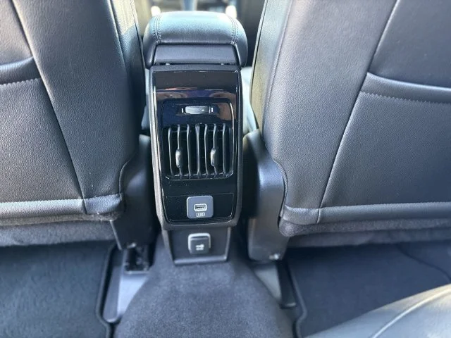 Used 2024 Silver Jeep Limited image 31