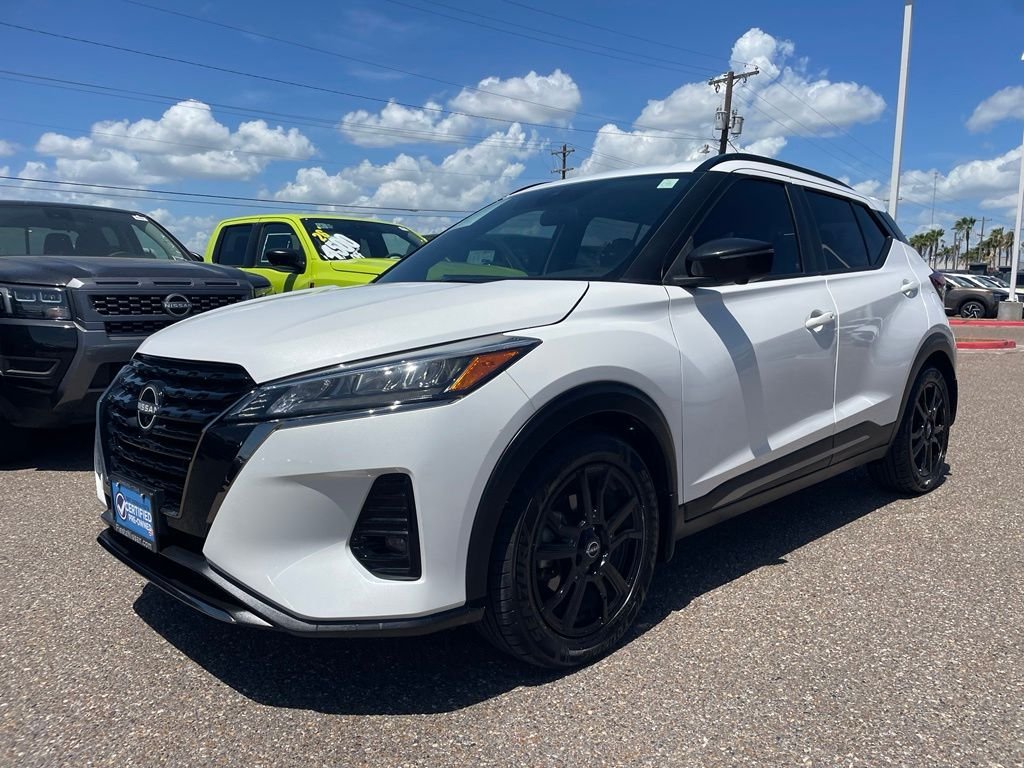 Used 2024 White Nissan SR image 3