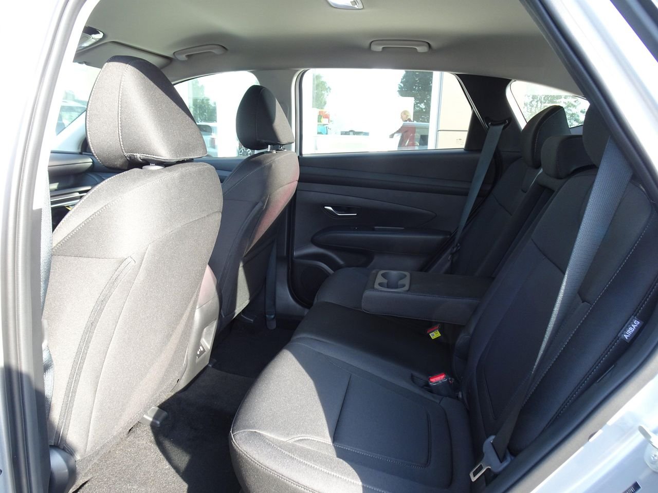 2025 Hyundai Tucson SE - Photo 13