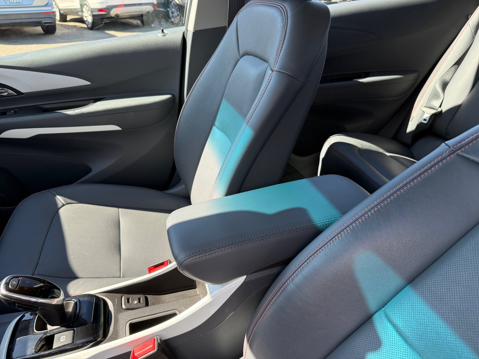 Used 2020 Summit White Chevrolet Premier image 14