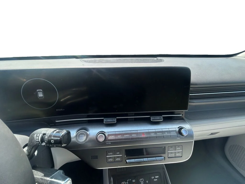 Used 2024 Ultimate Red Hyundai SEL image 11