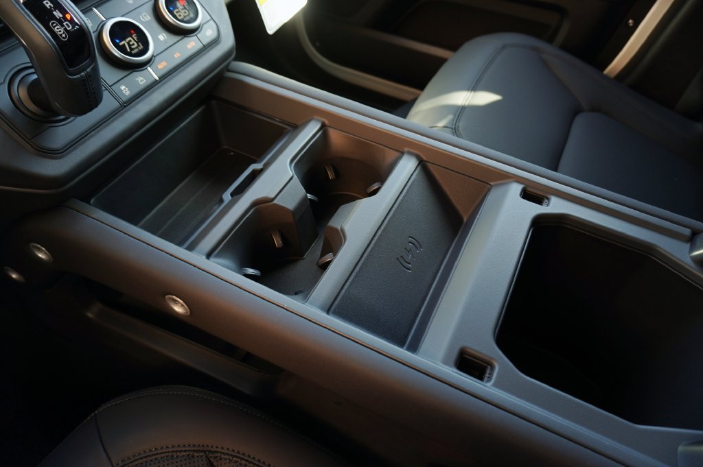 New 2026 Fuji White Land Rover S image 26