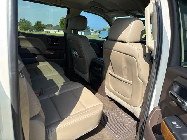Used 2014 White GMC SLT image 2