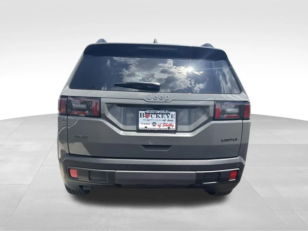 New 2026 Sting-Gray Clear-Coat Exterior Paint Jeep Limited image 4