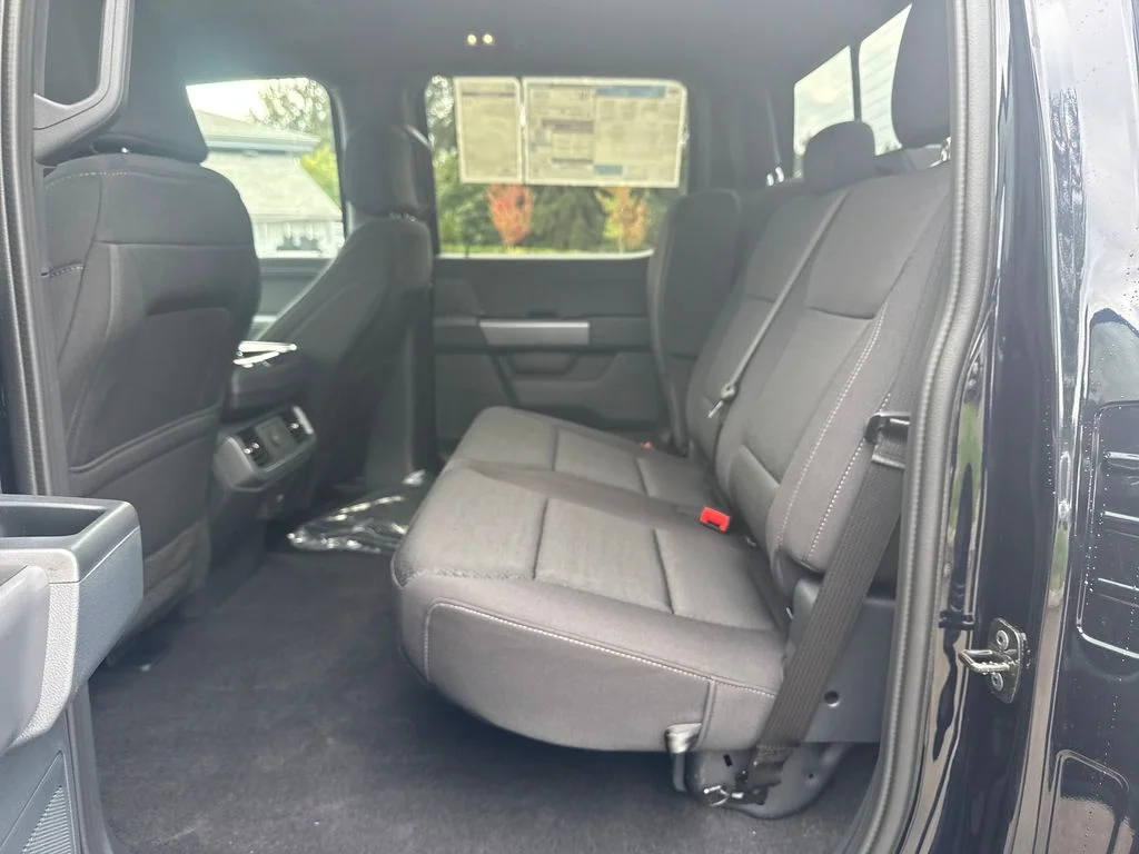 New 2026 Blue Ford XLT image 26