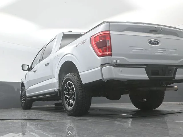 Certified Used 2022 White Metallic Ford XLT image 55