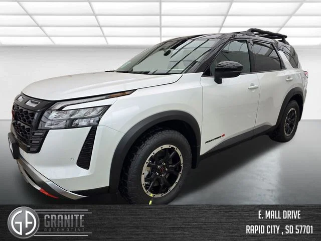 2026 Nissan Pathfinder Rock Creek 4WD's photo