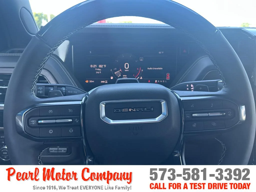 2026 GMC Yukon Denali Ultimate - Photo 13