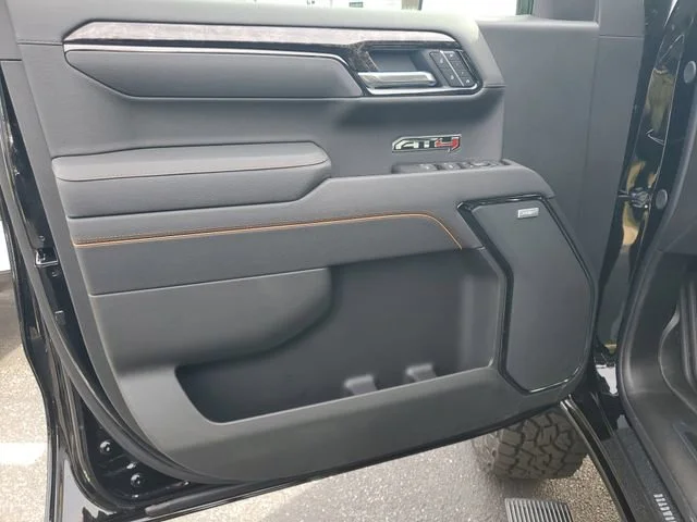 New 2026 Onyx Black GMC AT4 image 8