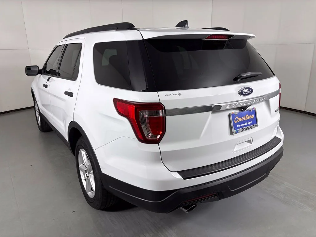 Used 2018 White Ford Base image 6