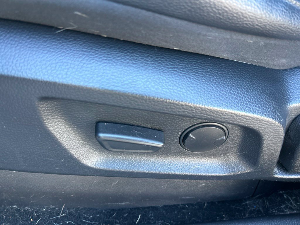 Used 2019 Magnetic Ford Lariat image 20