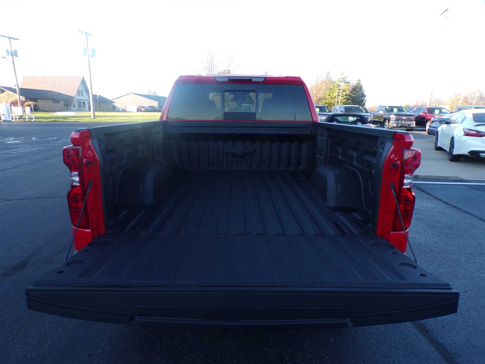 2025 Chevrolet Silverado 1500 LT - Photo 11