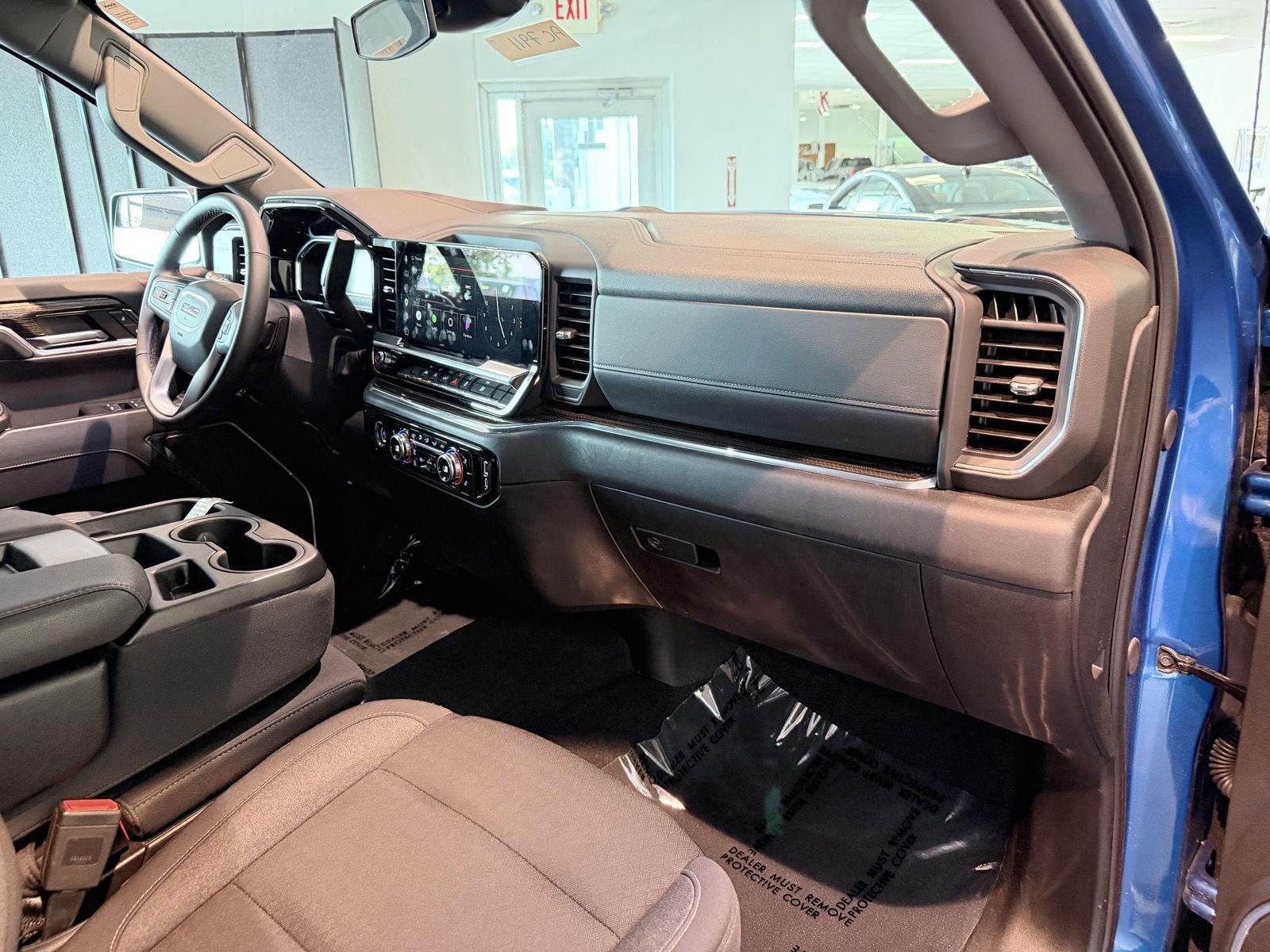 Used 2024 Dynamic Blue Metallic GMC Elevation image 31
