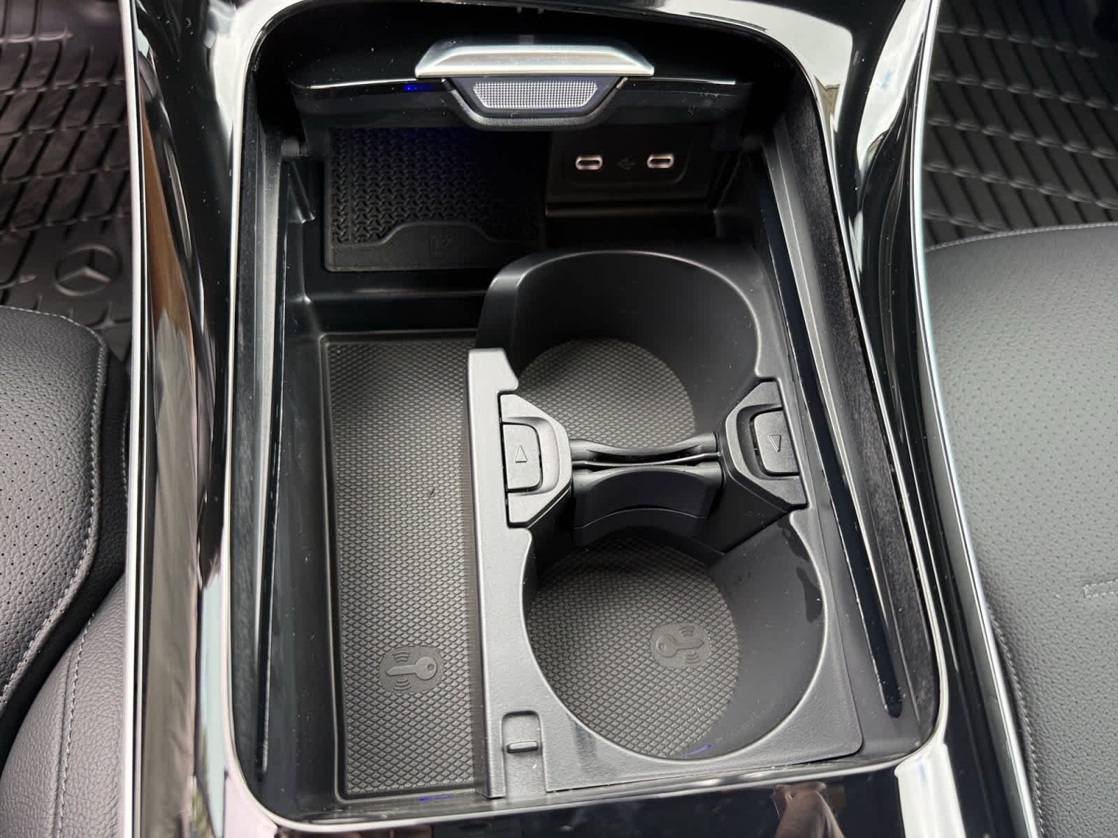 Used 2026 Black Mercedes-Benz C 300 image 19