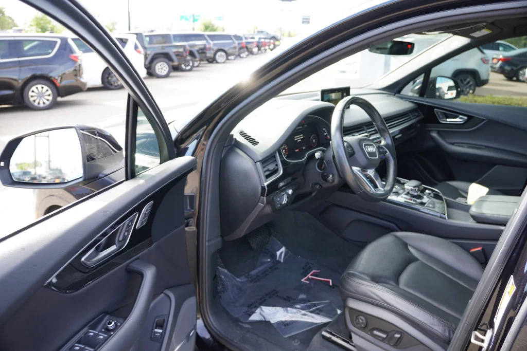 Used 2018 Black Audi 3.0T Prestige image 14