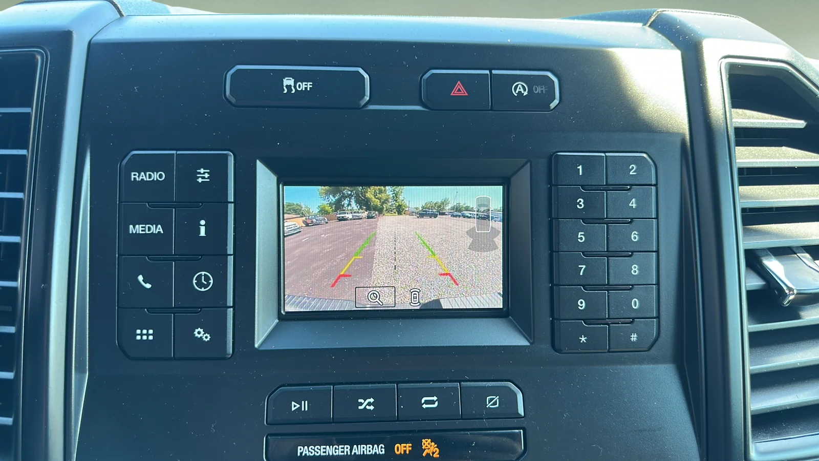 Used 2019 White Ford XL image 21