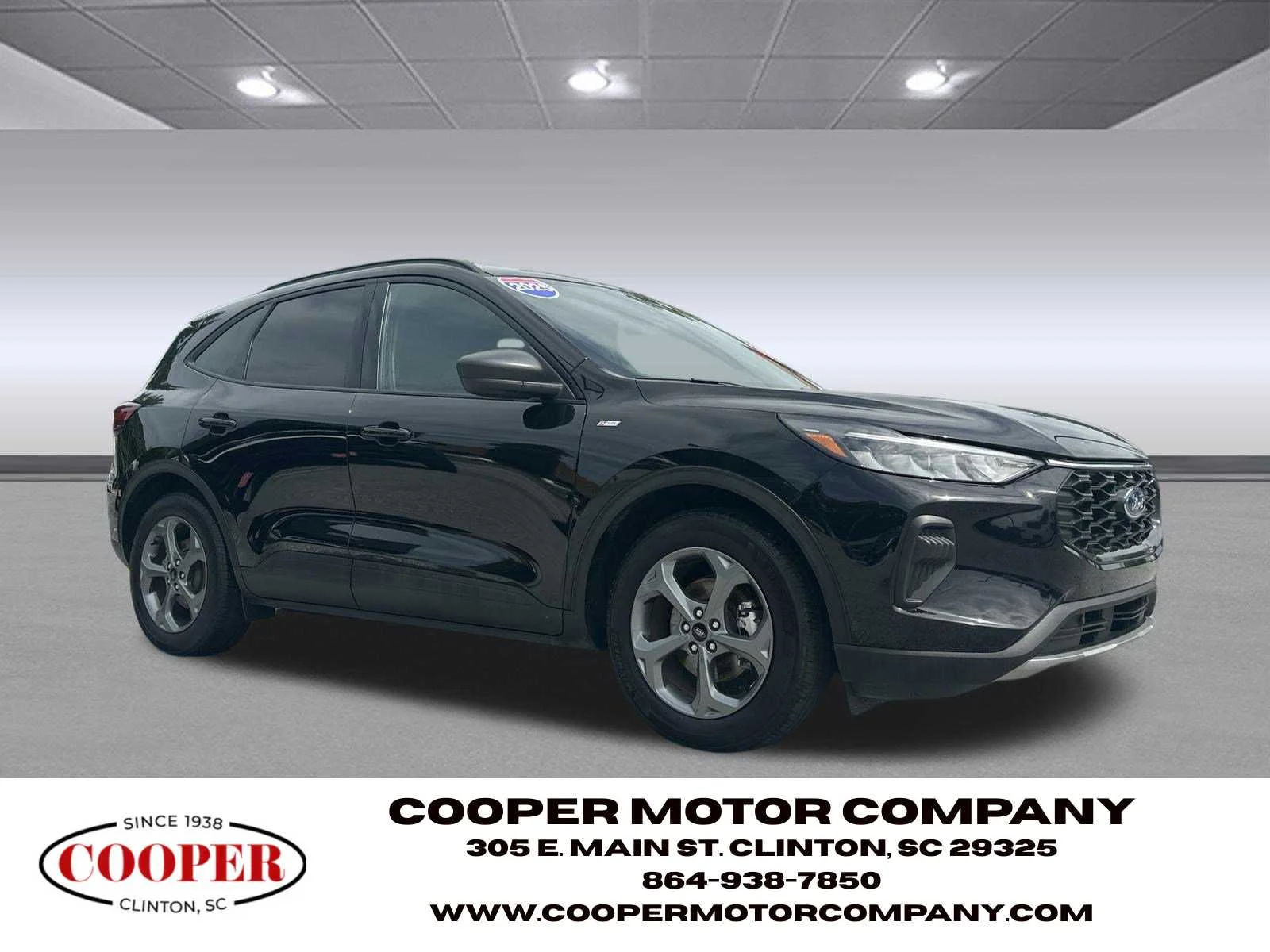 Used 2025 Agate Black Metallic Ford ST-Line image 7