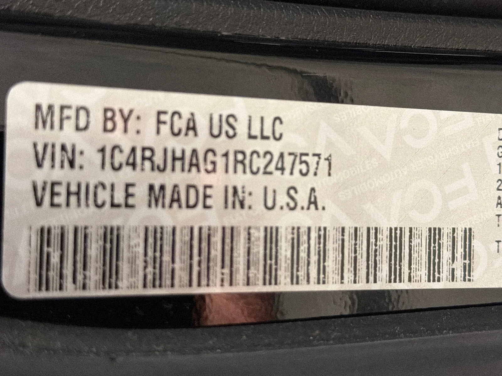 Certified Used 2024 Diamond Black Crystal Pearlcoat Jeep Altitude X image 40