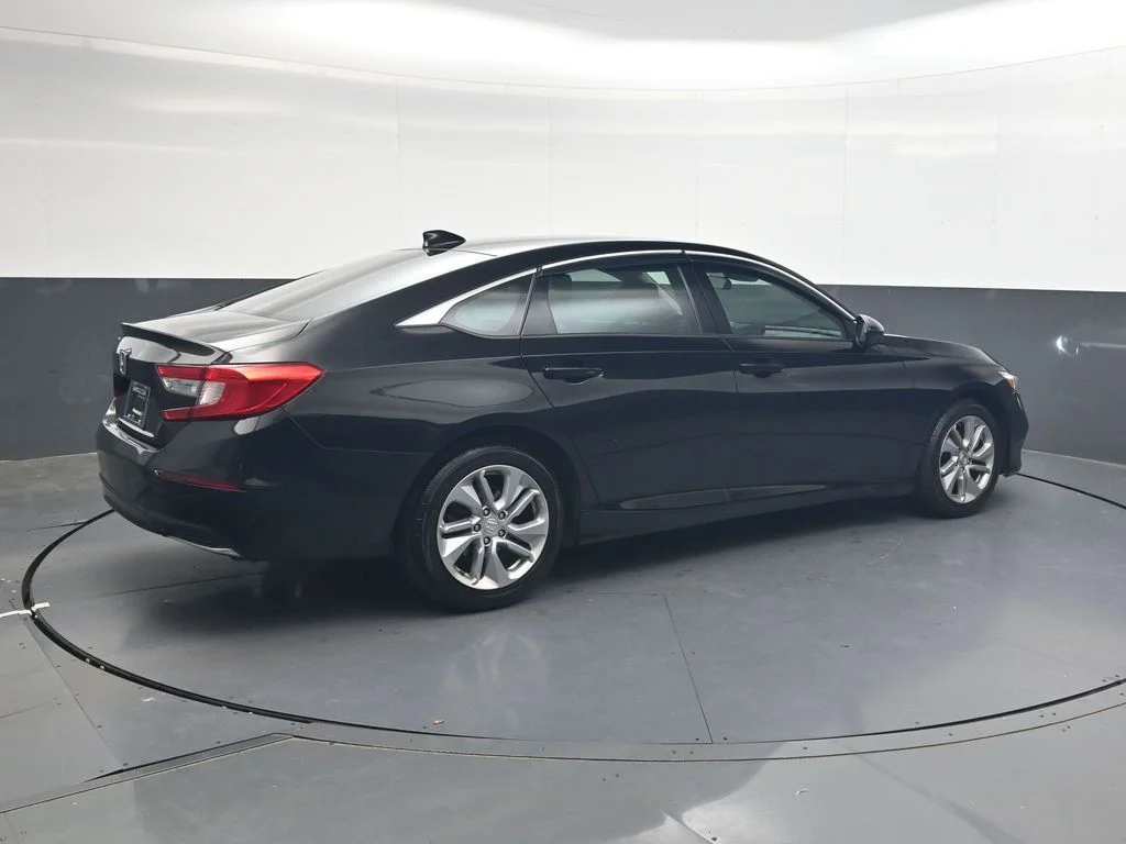 Used 2020 Crystal Black Pearl Honda LX image 4