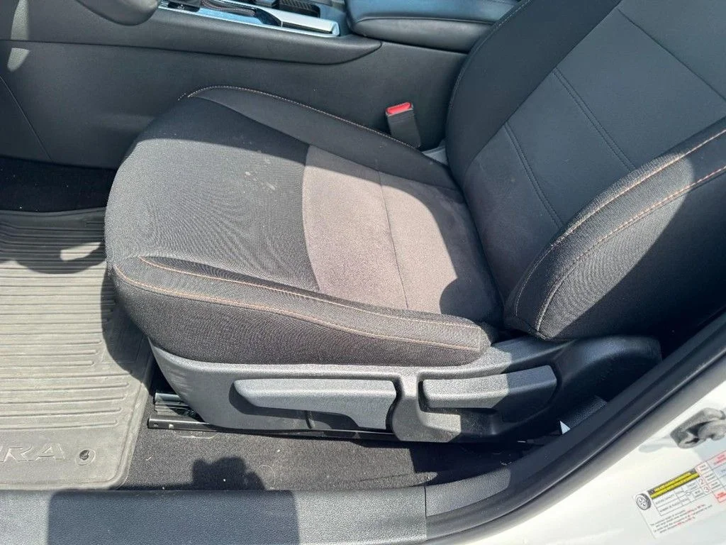 Certified Used 2023 White Nissan SR image 14