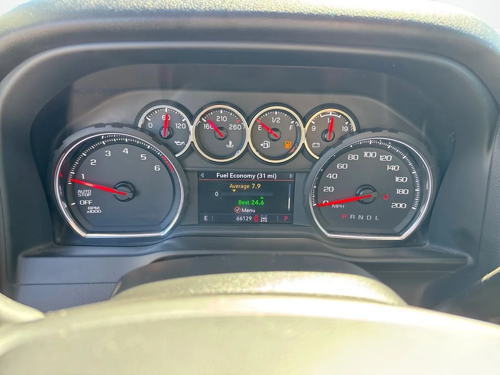 Used 2020 Red Chevrolet RST image 29