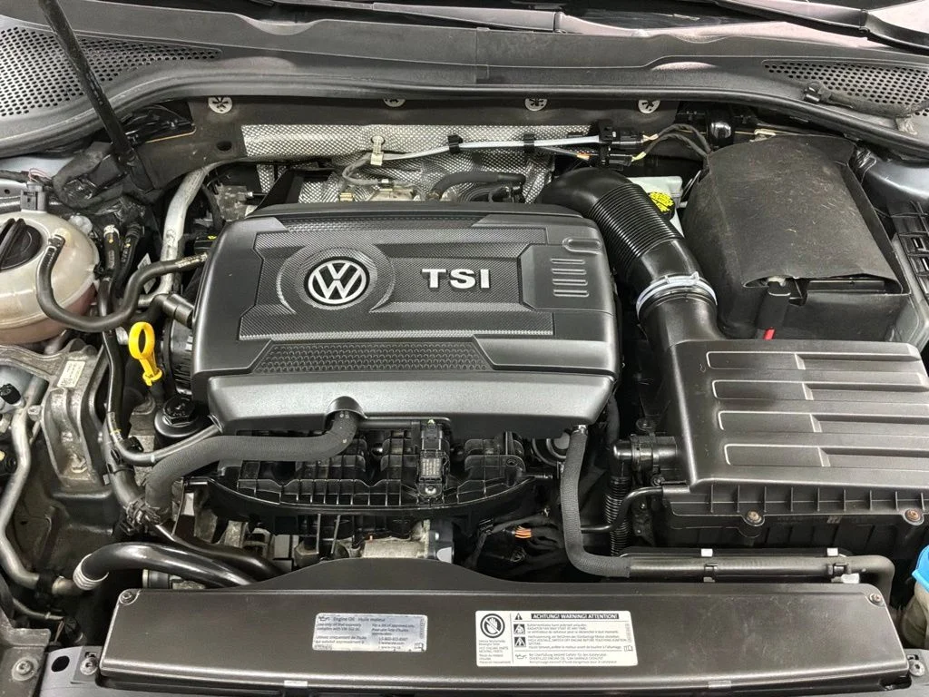 Used 2016 Platinum Gray Metallic Volkswagen TSI S 4-Door image 33